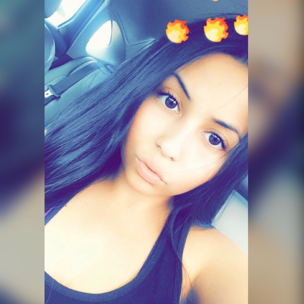 Meet your Posher, Alyssia